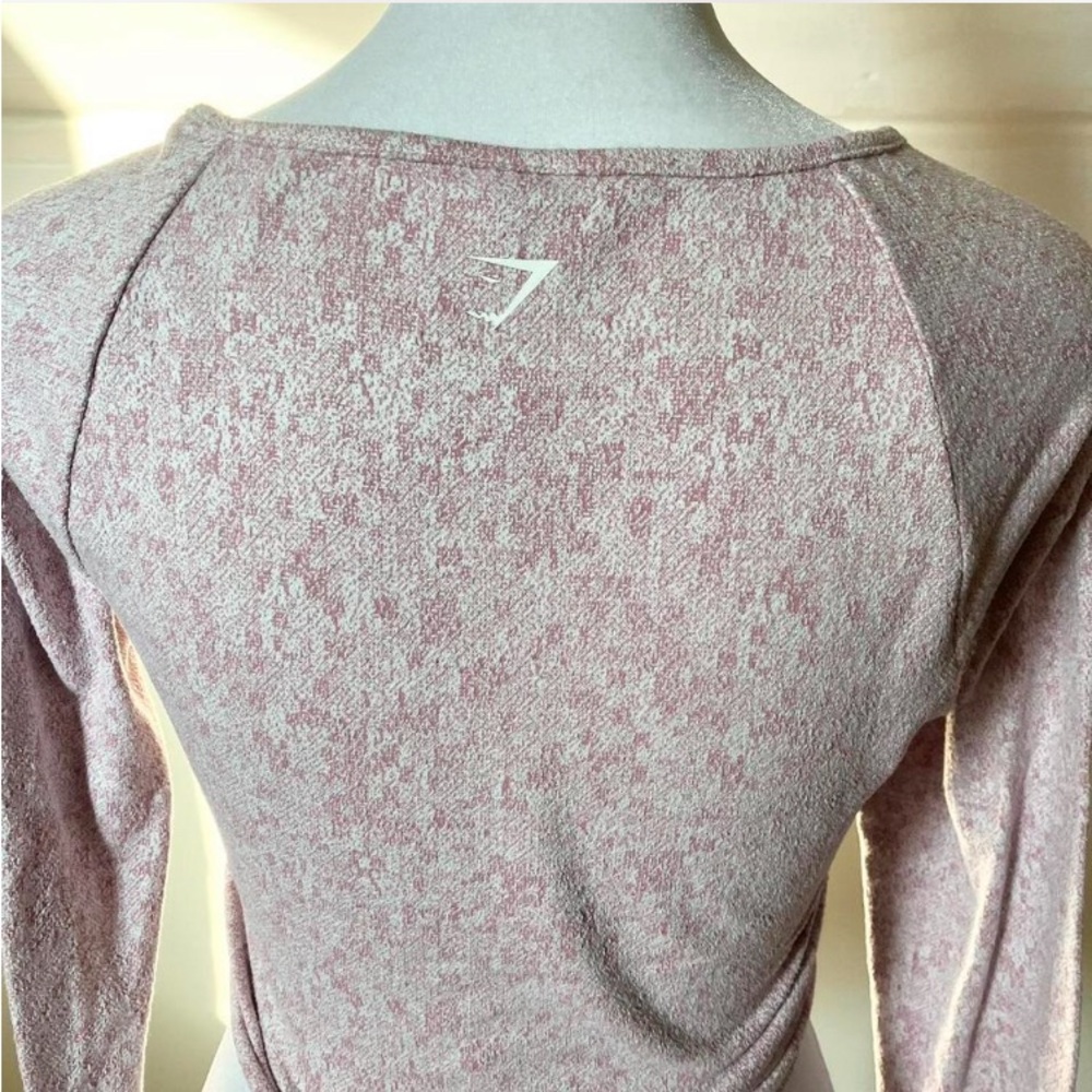 Gymshark Pink Fleur Textured Long Sleeve Crop Top w/ Front Keyhole size Small - Picture 5 of 6